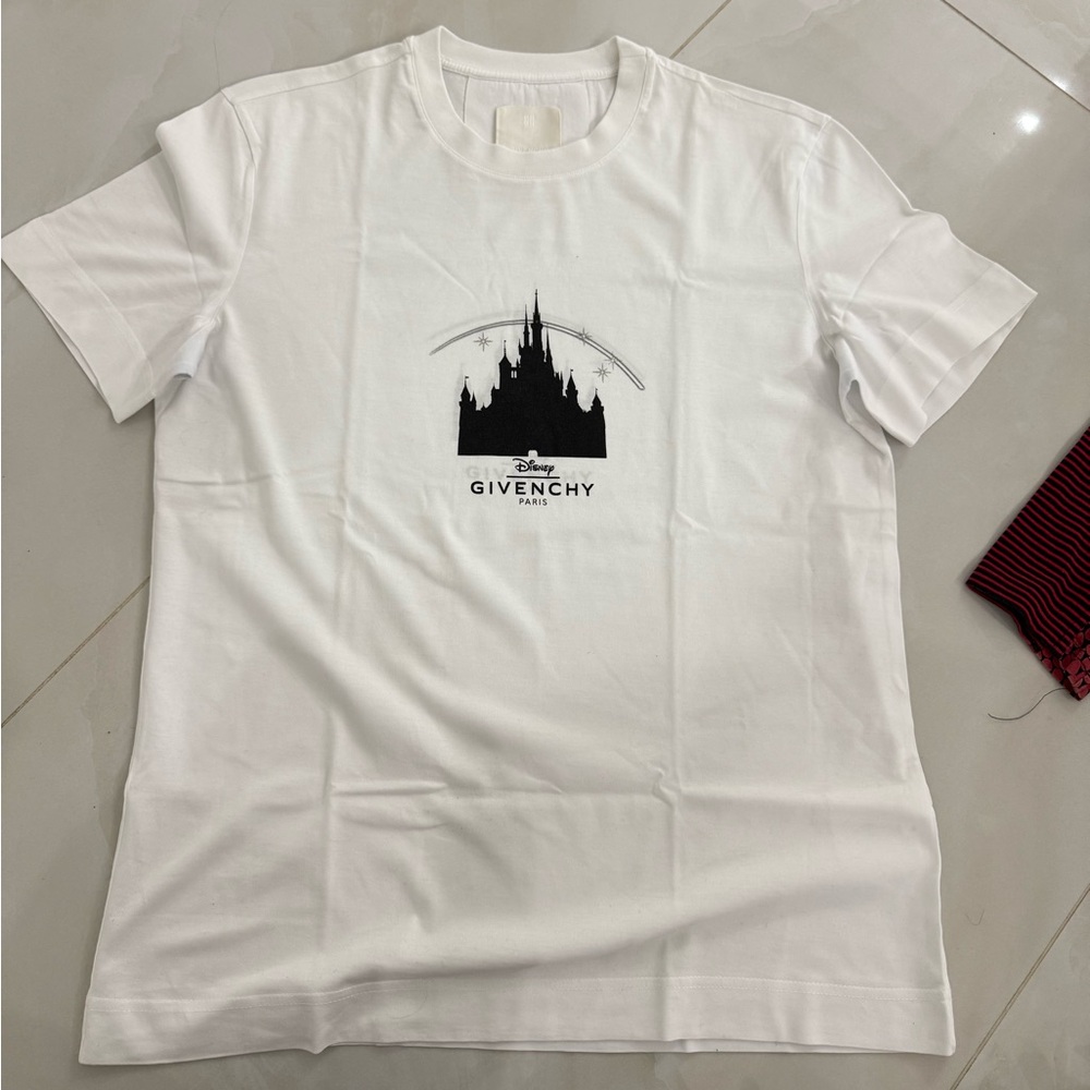 Givenchy White Graphic Tee